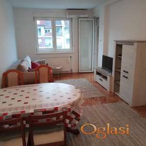 Izdajem namešten stan od 1. februara 2026.